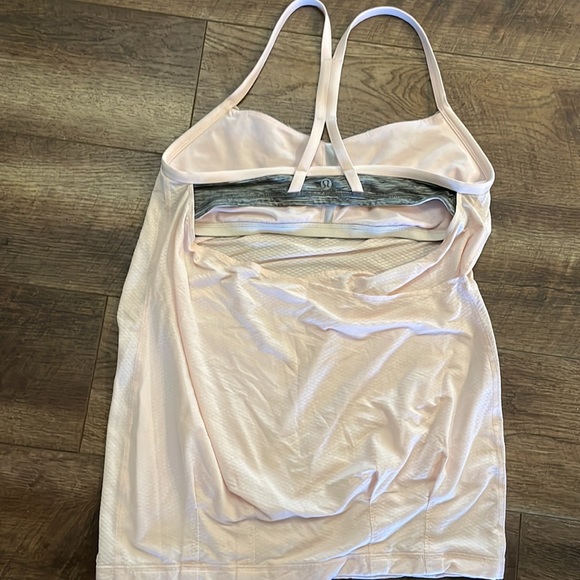Lululemon C.Y.B Tank - Picture 7 of 8